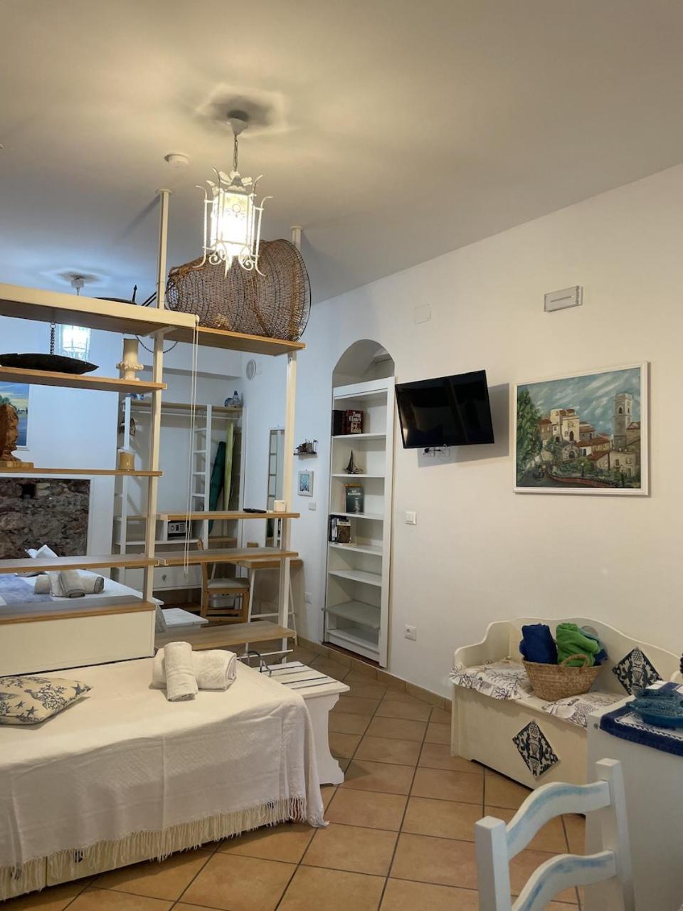Salu' Apartment Taormina Exterior photo
