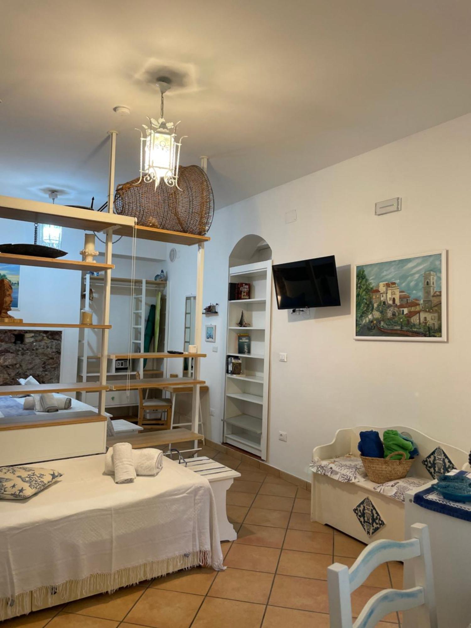 Salu' Apartment Taormina Exterior photo